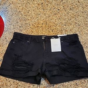 KanCan Mid Rise distressed shorts